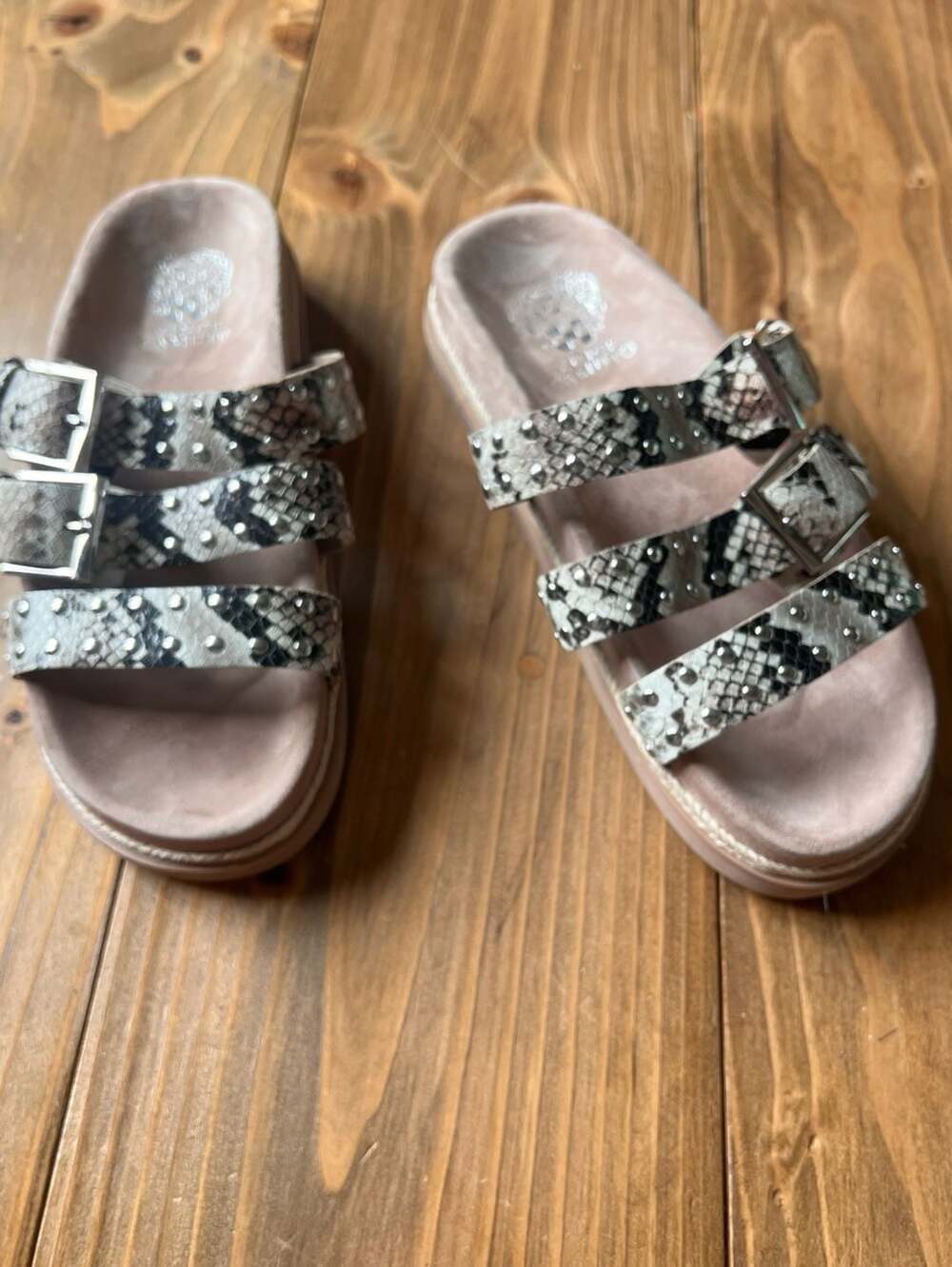 Vince Camuto Studded Snake Print Triple Buckle Slide Sandals Size 9 EUC